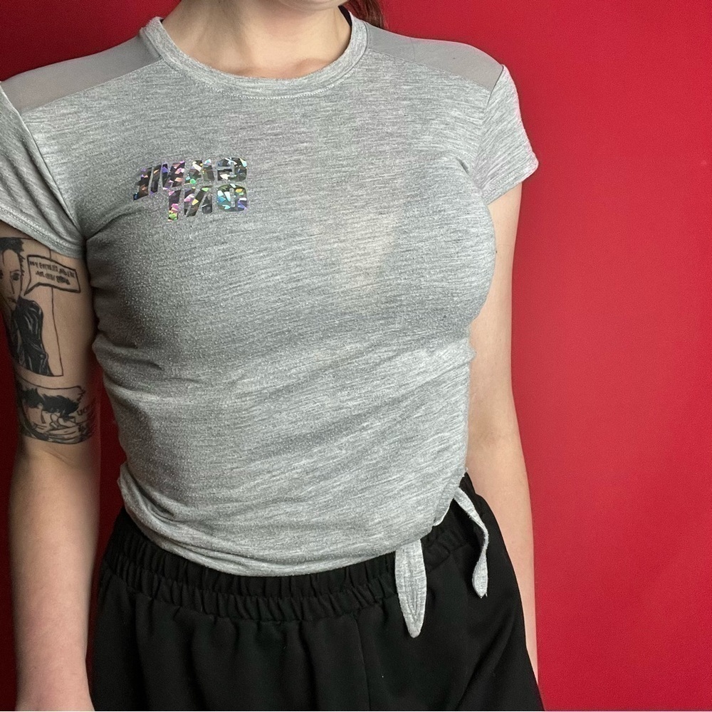 Grey tee shirt with “game on!” 🤍🖤